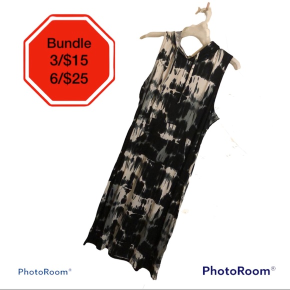 Bobbie Brooks Dresses & Skirts - Sleeveless hooded maxi dress